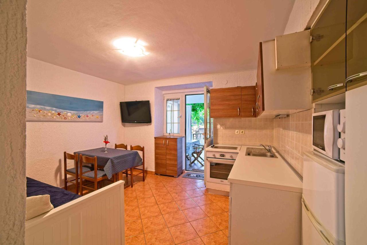 Beach Villa Ema Supetarska Draga Luaran gambar