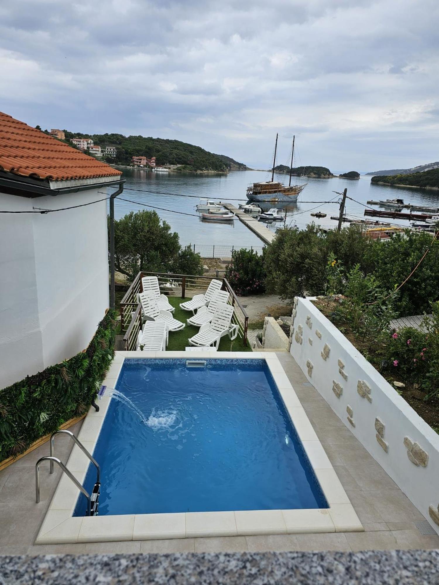 Beach Villa Ema Supetarska Draga Luaran gambar